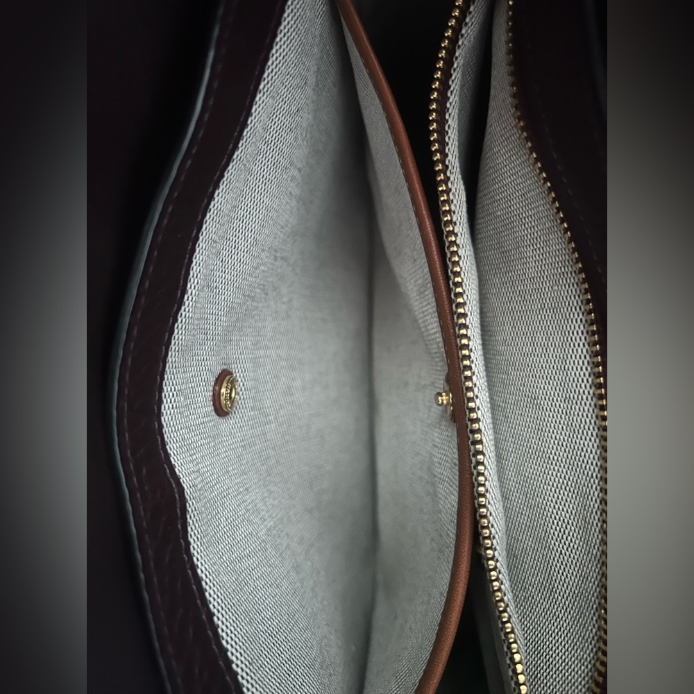 COACH PAGE 27 OXBLOOD WITH RIVETS GUC - Picture 7 of 17